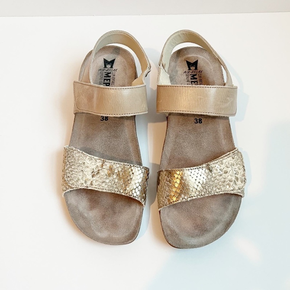 Mephisto  Women’s Agave Ankle Strap Sandals Leatehr Snakeprint Size 38 or 8